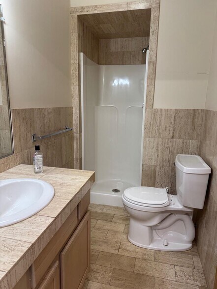 More Photos Of 6 8 12-14 Rosemont Terrace and 50-68 Woonasquatuck, Providence Apartments For Sale
