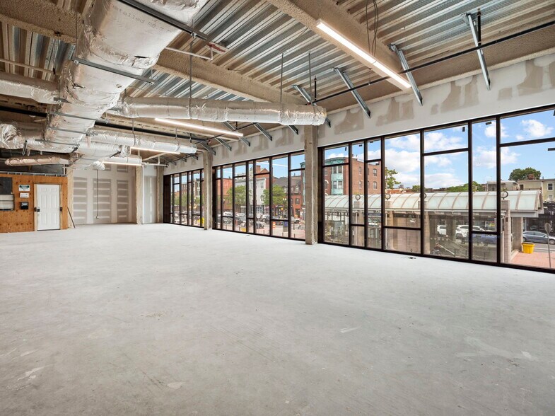 More Photos Of 2-10 Maverick Sq, Boston Apartments For Lease