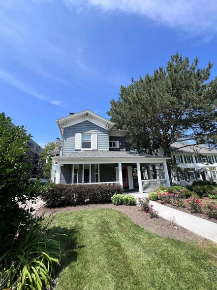 More Photos Of 477 Elm Pl, Highland Park Office For Lease