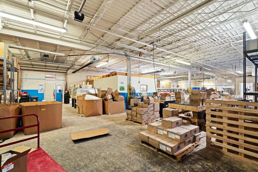 More Photos Of 677 S Cardinal Ln, Scottsburg Industrial For Sale