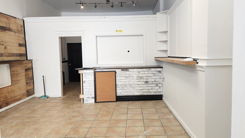 More Photos Of 134-142 Simcoe St S, Oshawa Apartments For Sale