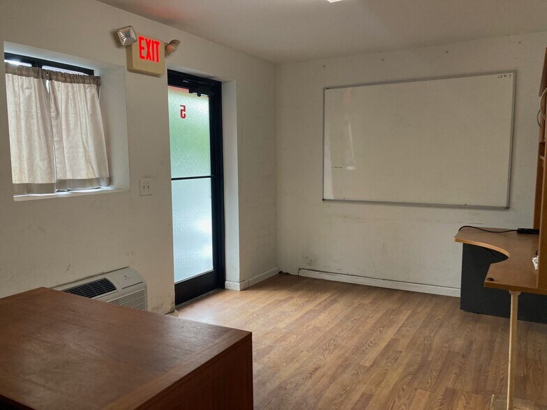 More Photos Of 6424 Boyleston Hwy, Mills River Light Manufacturing For Sale