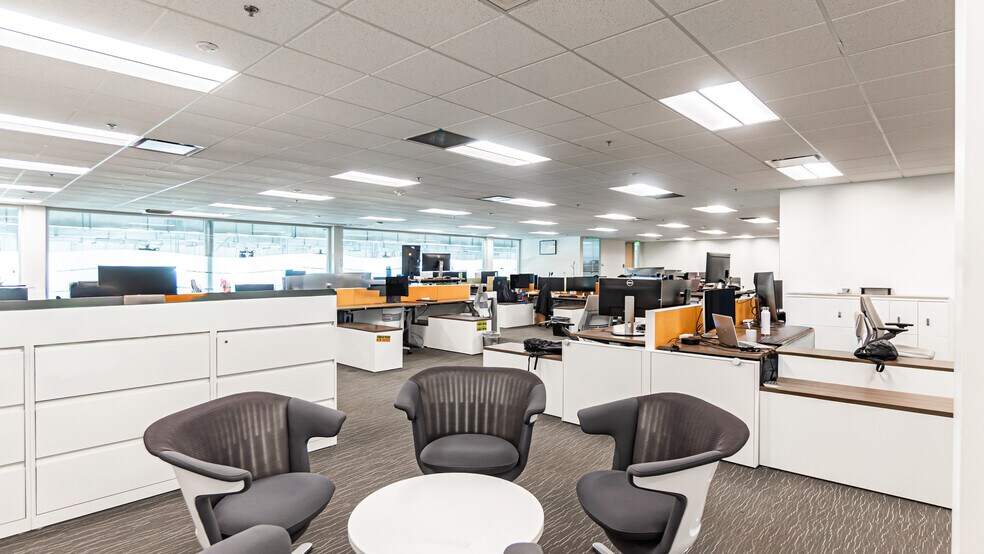 More Photos Of 4031 Via Oro Ave, Long Beach Flex For Lease