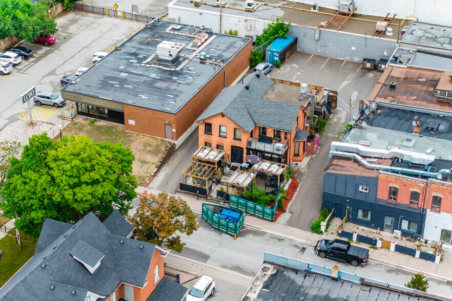 More Photos Of 49 Mary St, Barrie Restaurant For Sale