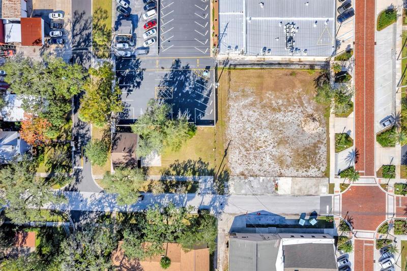 More Photos Of 300 W 2nd St, Sanford Land For Sale