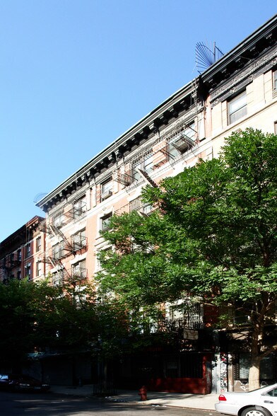 More Photos Of 237-239 Eldridge St, New York Apartments For Lease