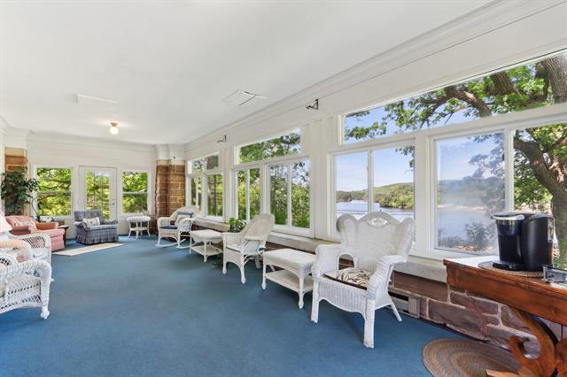 More Photos Of 926 River Rd, Wisconsin Dells Hotel For Sale