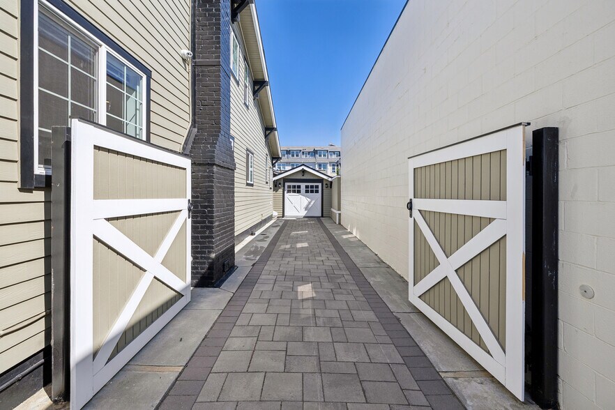 More Photos Of 917 Howard Ave, Burlingame Office Residential For Sale