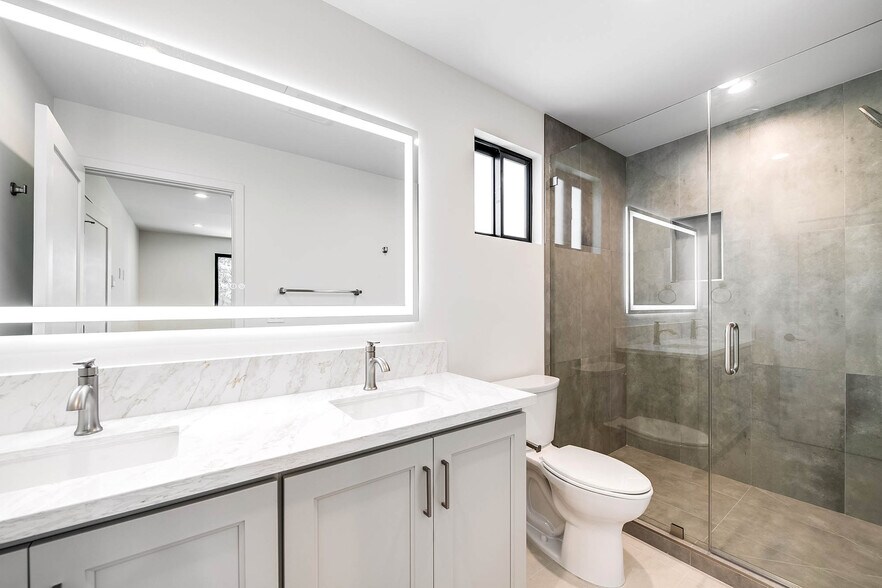 More Photos Of 5954 Simpson Ave, Valley Village Apartments For Sale