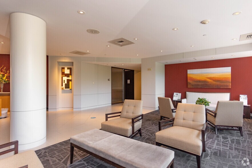More Photos Of 50 Jericho Quadrangle, Jericho Office For Lease