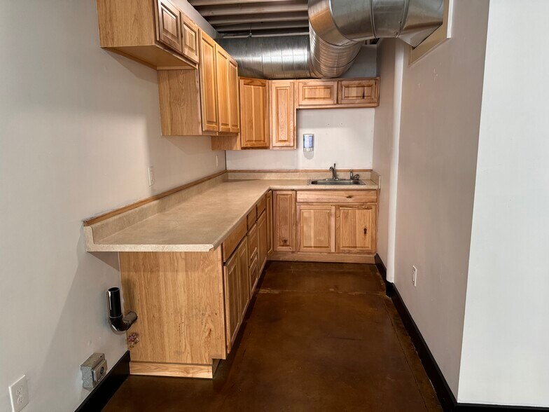 More Photos Of 810 Broadway, Seaside Storefront Retail Office For Sale