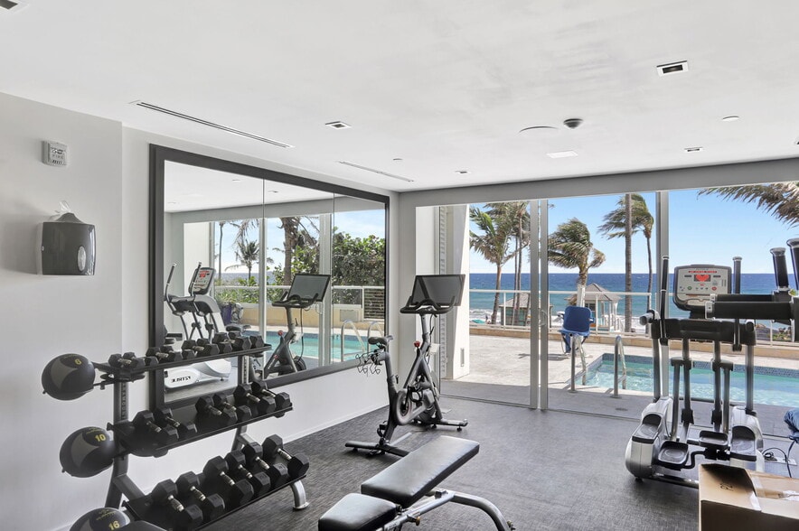 More Photos Of 45 NE 21st Ave, Deerfield Beach Hotel For Sale