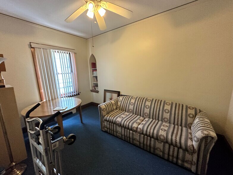 More Photos Of 8430 S Calumet Ave, Chicago Specialty For Sale