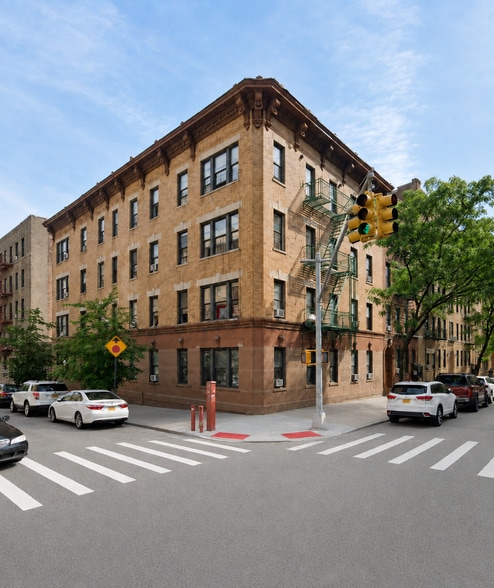 Primary Photo Of 230 E 196th St, Bronx Apartments For Sale