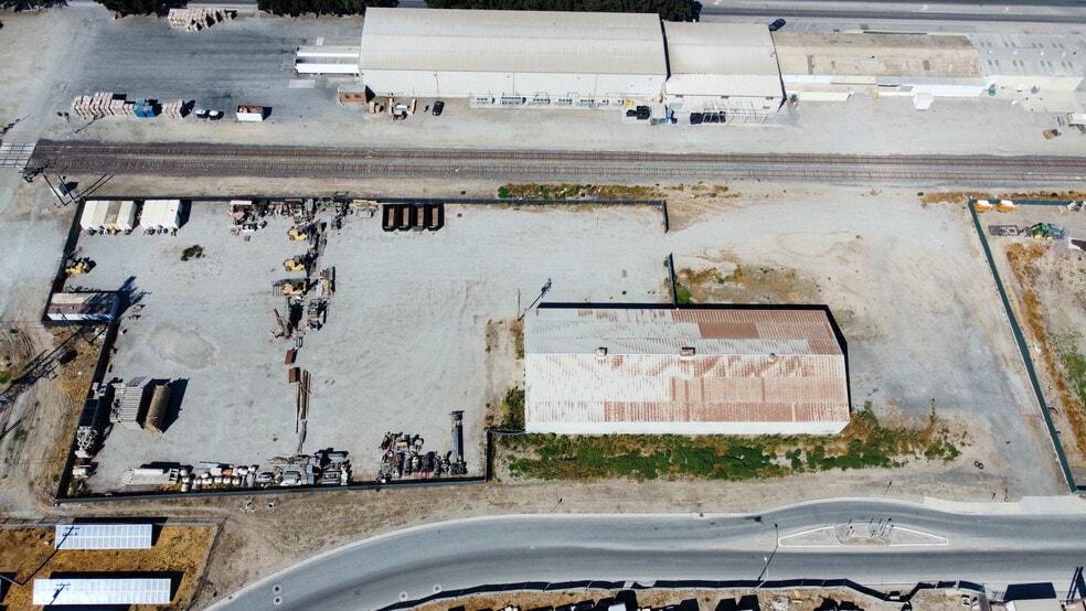 More Photos Of 108 Alpine Dr, Gonzales Warehouse For Sale