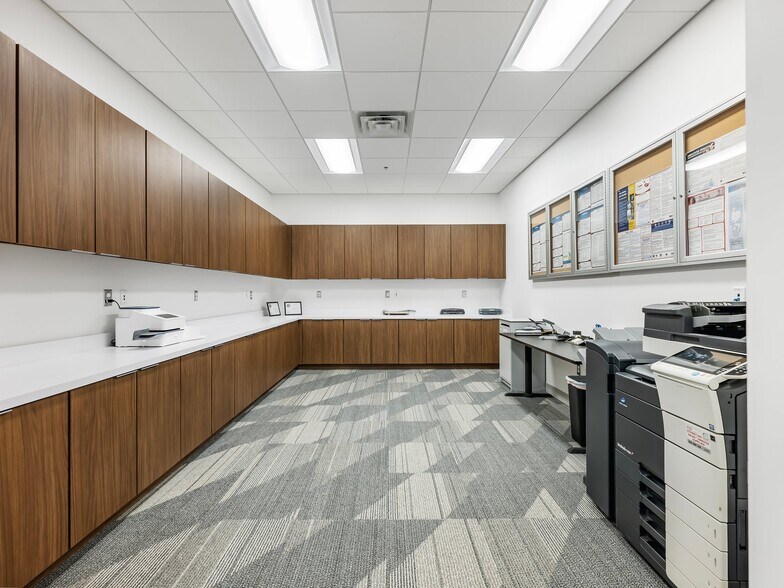 More Photos Of 100 Highpoint Park Way, Braselton Office For Lease