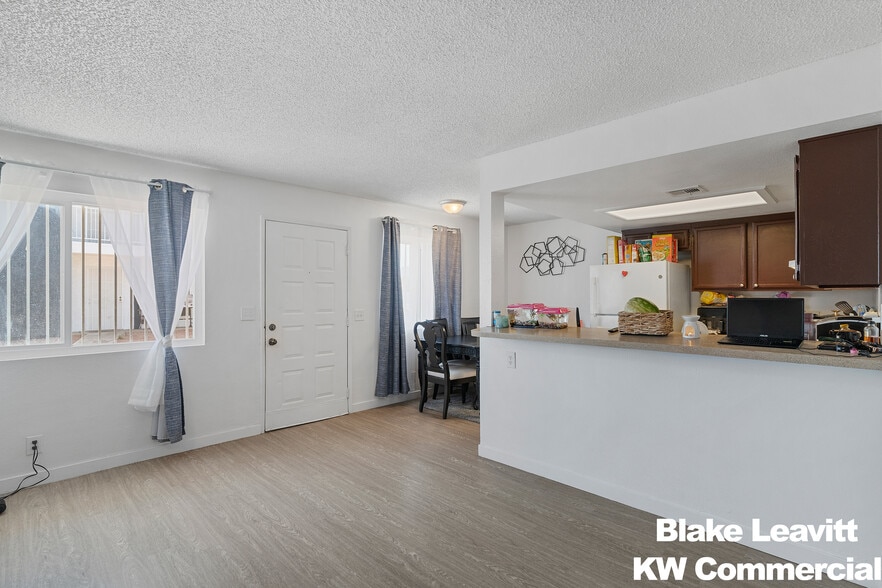 More Photos Of , Las Vegas Multifamily For Sale