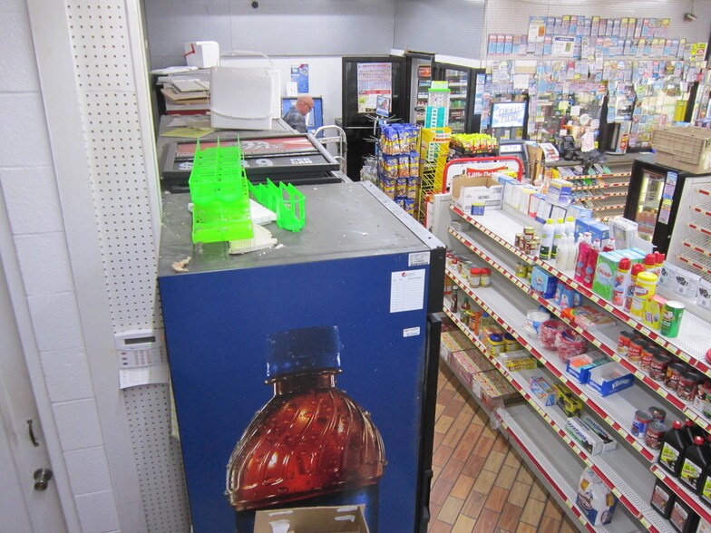 More Photos Of 2301 Lackey St, Lumberton Convenience Store For Sale