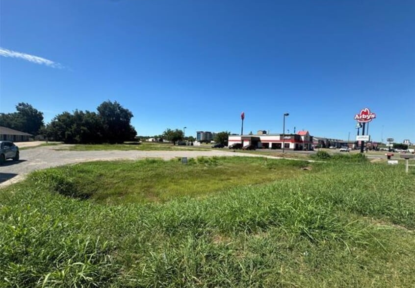 Primary Photo Of 2510 W Grant Ave Ave, Pauls Valley Land For Sale