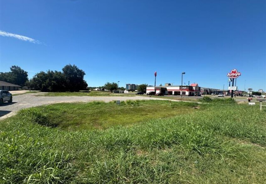 More Photos Of 2510 W Grant Ave Ave, Pauls Valley Land For Sale