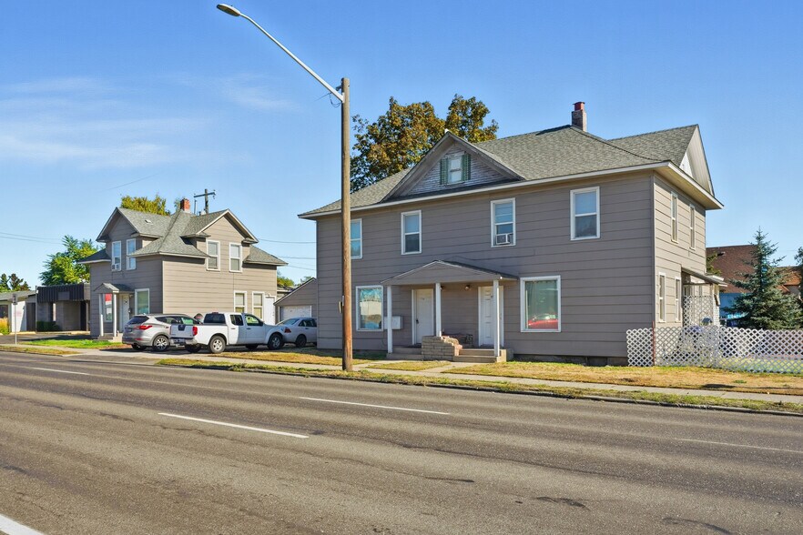 More Photos Of 1704-1712 N Ash St, Spokane Apartments For Sale
