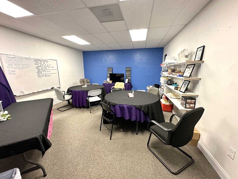 More Photos Of 1120 By Pass Rd, Vinton Medical For Sale