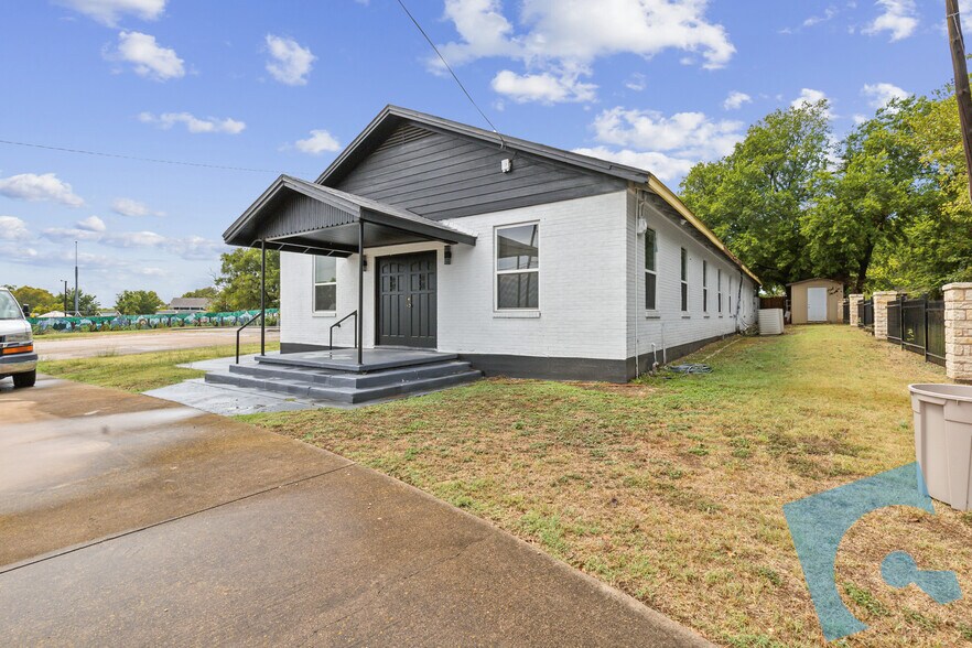 More Photos Of 114 S 14th St, Midlothian Daycare Center For Sale