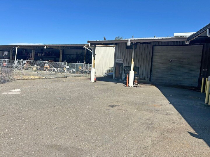 More Photos Of 57 Barham Ave, Santa Rosa Warehouse For Lease