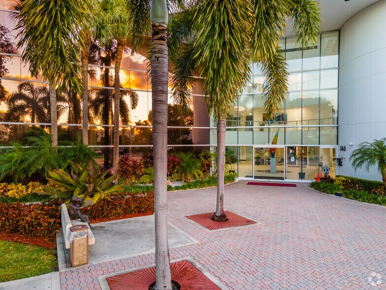 More Photos Of 560 Village Blvd, West Palm Beach Coworking Space