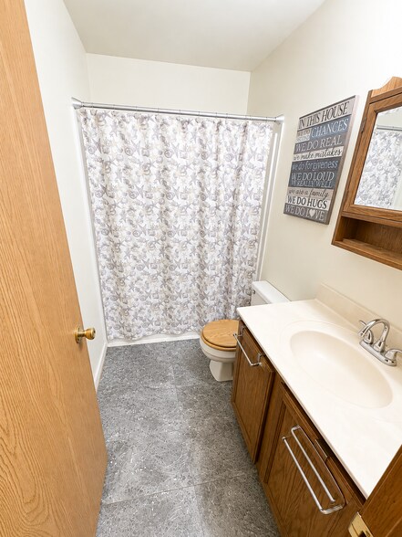 More Photos Of 48 Eastland Dr, Belleville Multifamily For Sale