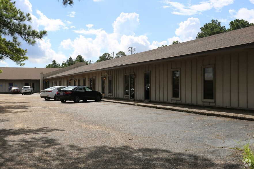 More Photos Of 857 Downtowner Blvd, Mobile Office For Sale