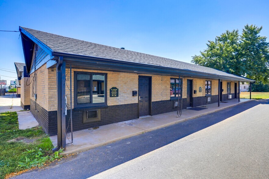 More Photos Of 11090 W Colfax Ave, Lakewood Multifamily For Sale