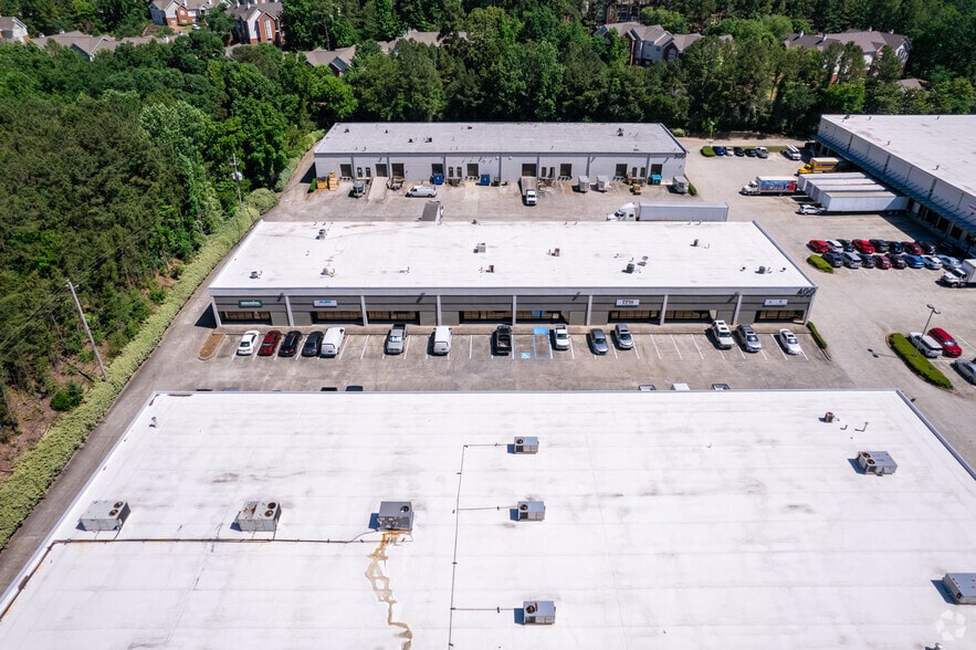 More Photos Of 402-416 Business Center Dr, Birmingham Unknown For Lease