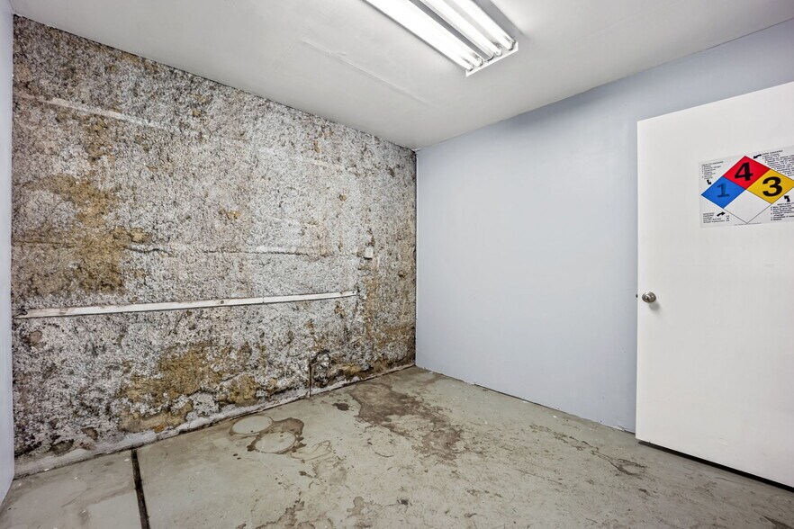 More Photos Of 3580 Chelton Loop N, Colorado Springs Warehouse For Sale