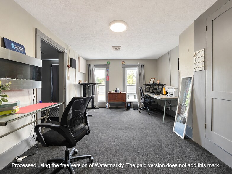 More Photos Of 20 W Clark St, North Hampton Freestanding For Lease