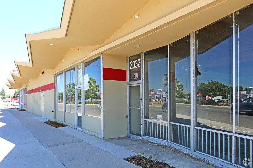 More Photos Of 2318 S Airport Way, Stockton Supermarket For Sale