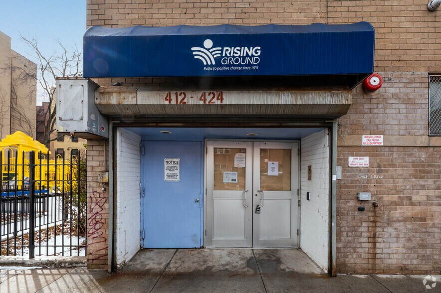 More Photos Of 412-424 E 147th St, Bronx Office For Lease