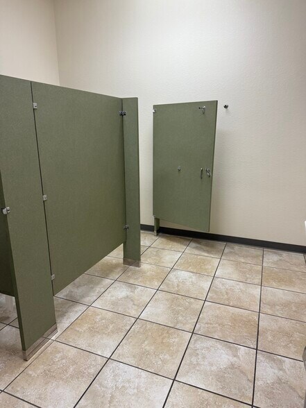 More Photos Of 946 Tamiami Trl, Port Charlotte Medical For Lease