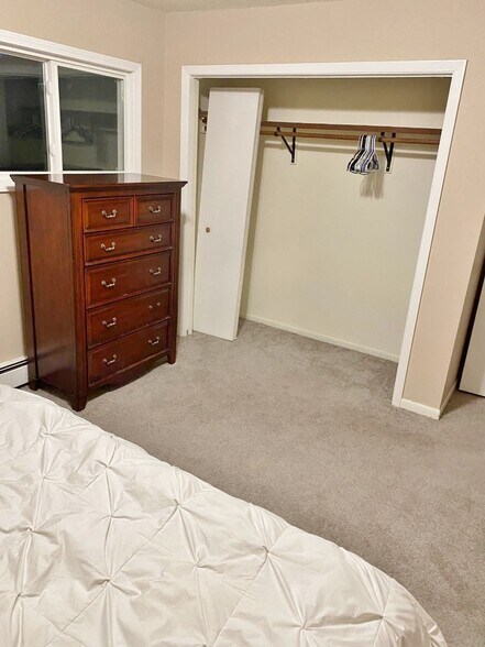 More Photos Of 300 Main St, Sherwood Apartments For Sale