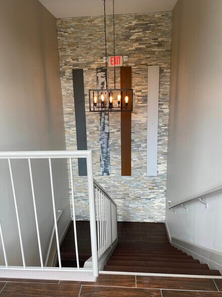 More Photos Of 8333 Alexandria Pike, Alexandria Office For Lease