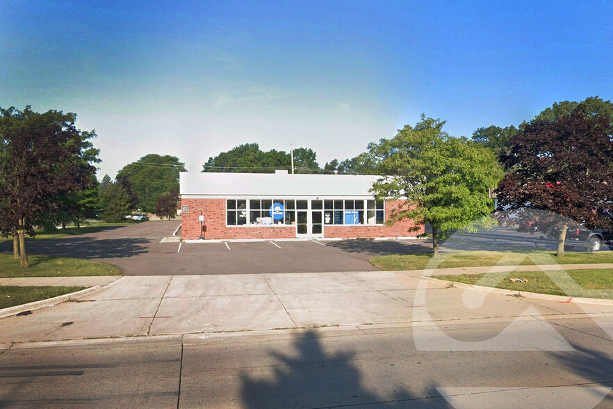 Primary Photo Of 10610 Telegraph Rd, Taylor Freestanding For Lease