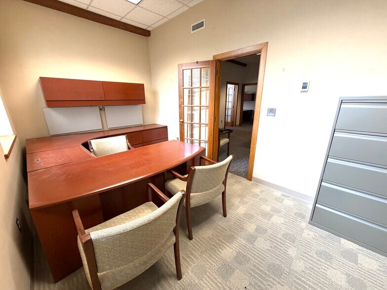 More Photos Of 22 S 2nd St, Emmaus Loft Creative Space For Lease