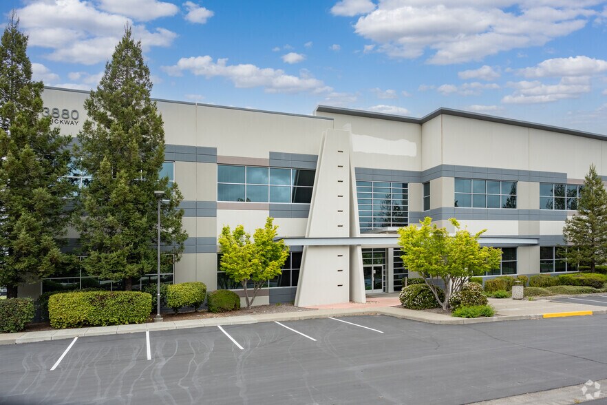 More Photos Of 3880 Brickway Blvd, Santa Rosa Office For Lease