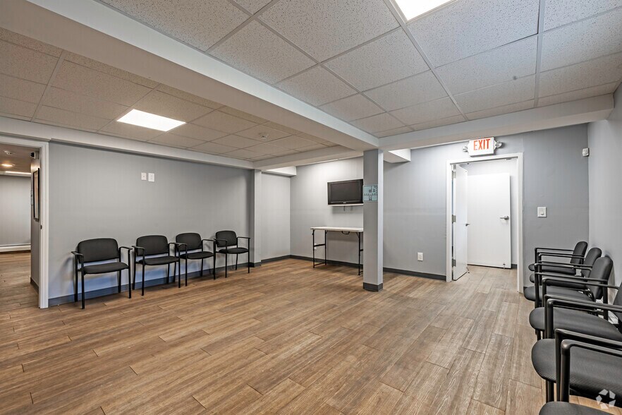 More Photos Of 2176 Central Park Ave, Yonkers Medical For Sale