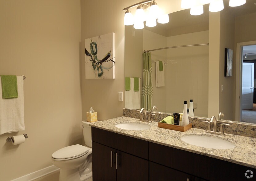 More Photos Of 101 N Wolfe St, Baltimore Apartments For Lease