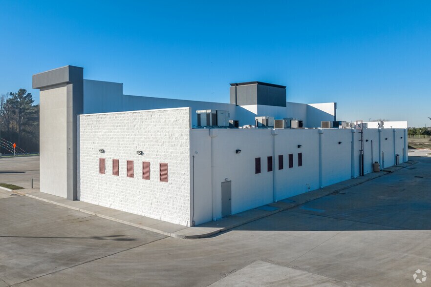 More Photos Of 22550 FM 2920 Rd, Hockley Convenience Store For Lease