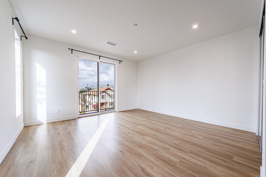 More Photos Of 4514 Lomita St, Los Angeles Multifamily For Sale