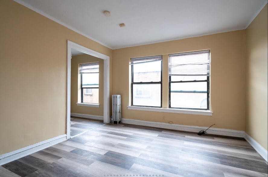 More Photos Of 156-158 N Central Ave, Chicago Apartments For Sale