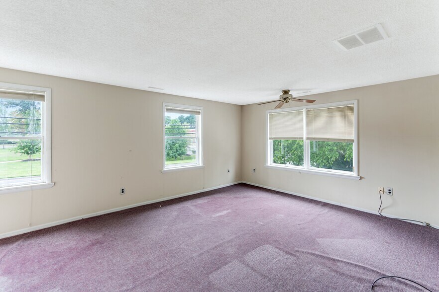 More Photos Of 531 Mullica Hill Rd, Mullica Hill Office For Sale