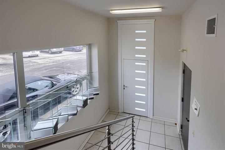 More Photos Of 206 W Kendig Rd, Willow Street Warehouse For Sale